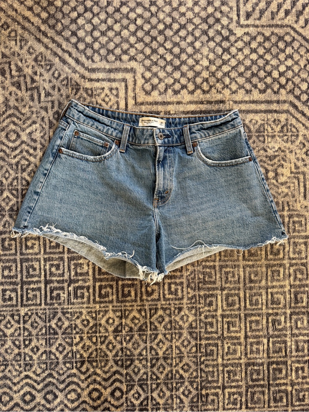 Abercrombie mid rise denim cutoff jean shorts sz 28